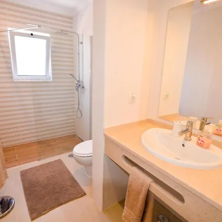 Grosse In Mit Privatem Balkon